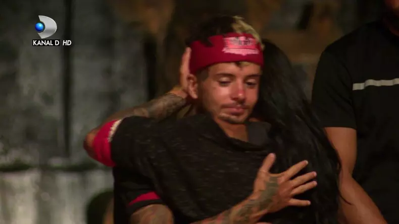 roxana-nemes-ce-faceau-zanni-ana-porgras-survivor-7