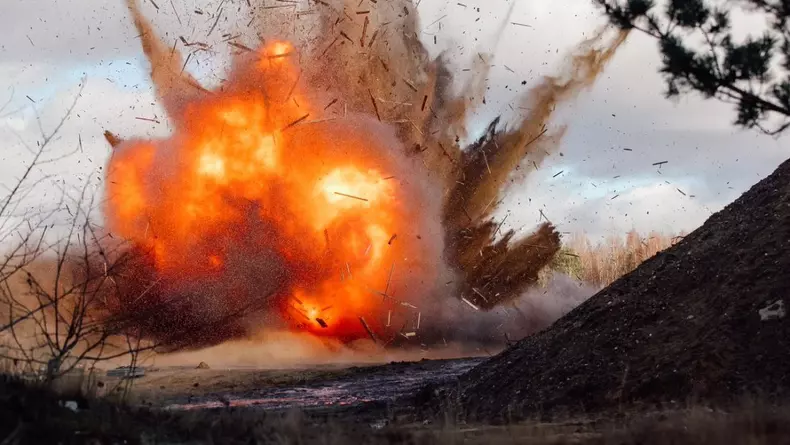 FEJjgqzXMAQj9nx-e1644837318549