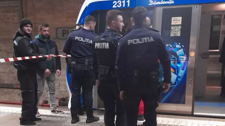 circulatie-blocata-metrou-bucuresti-persoana-murit-sine-tren-statia-unirii-886028-1