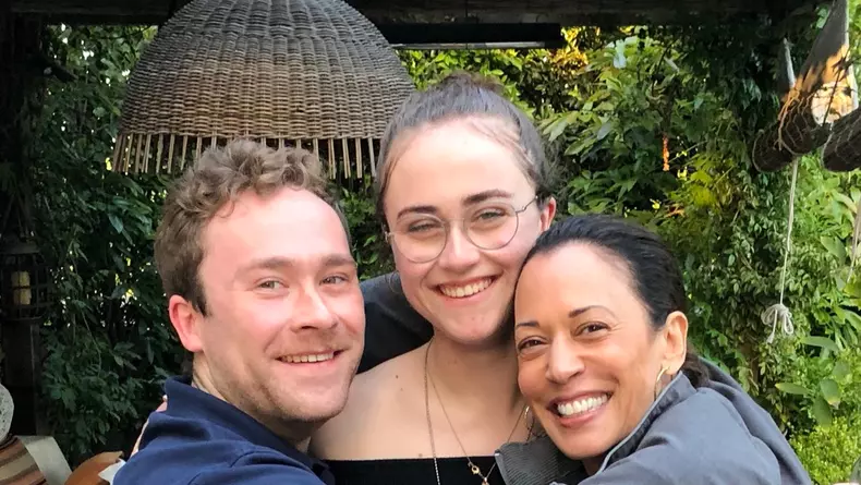 kamala-harris-fiu-vitreg