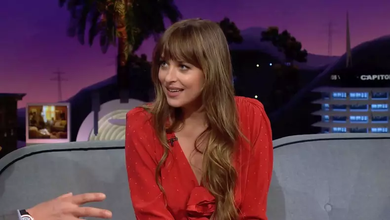 Momentul stânjenitor trăit de Dakota Johnson în direct la tv: „Nimic din ce n-a văzut deja toată lumea”