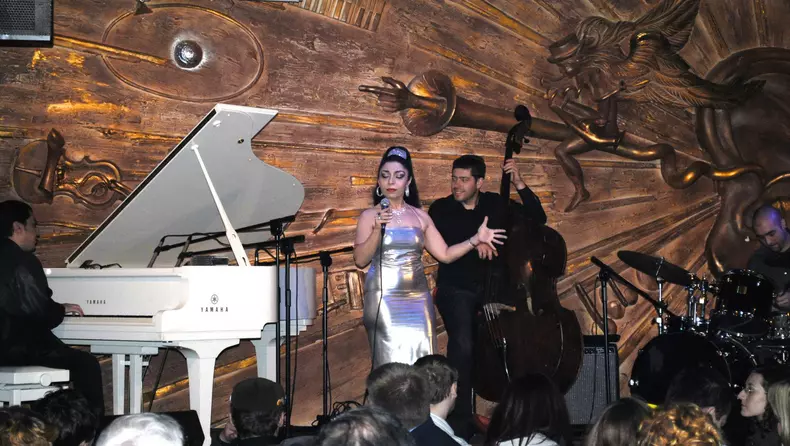 906517_640905659257844_1121610105_o