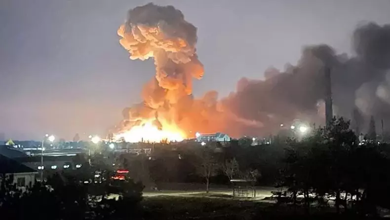 Putin attacks Ukraine. Explosion in Kiev