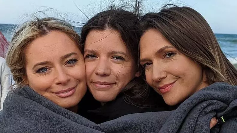 Ada Condeescu Laura Cosoi Adela Popescu (5)