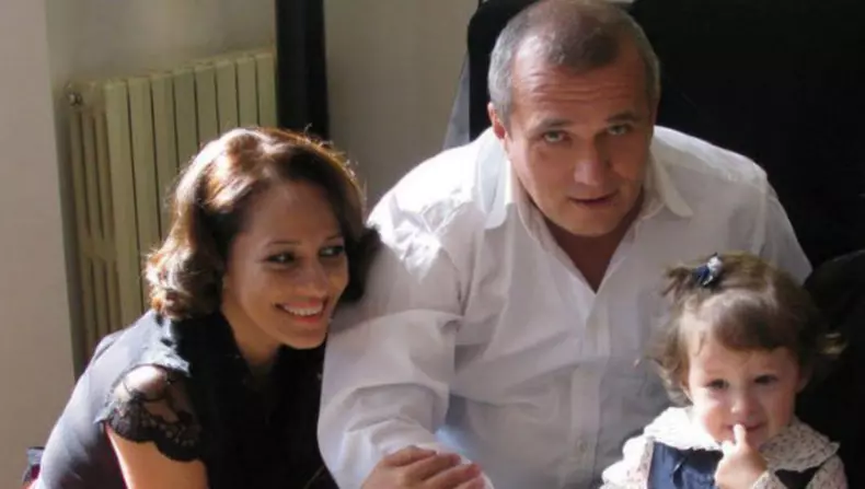 Carmen_Trandafir_se_marita_duminica_cu_Emil_Gradinescu