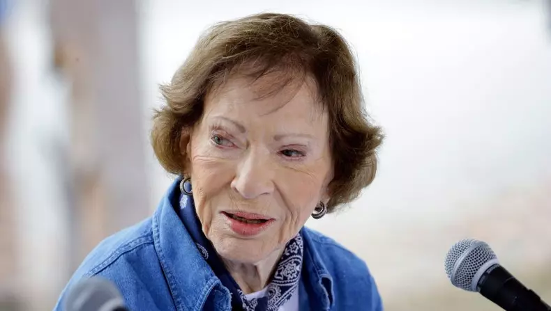 rosalynn carter a murit