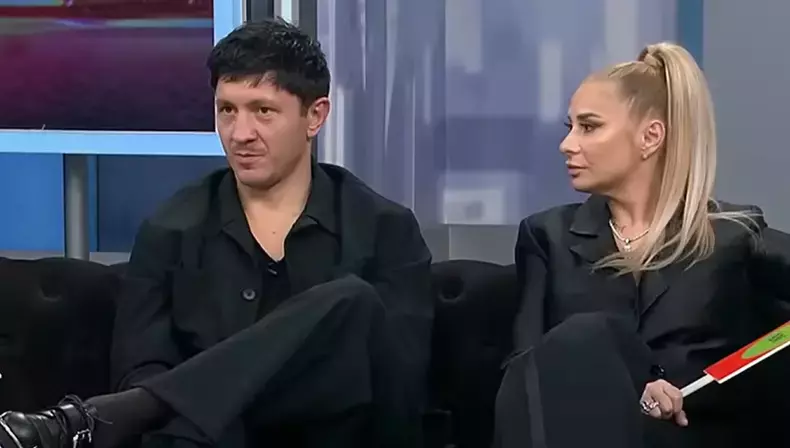 anamaria-prodan-si-ronald-gavril-la-emisiunea-un-show-pacatos-1