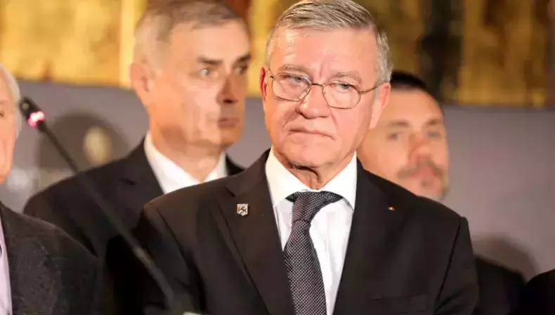 mircea-sandu-900