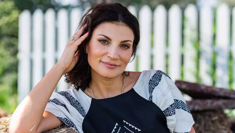 ioana ghinghina