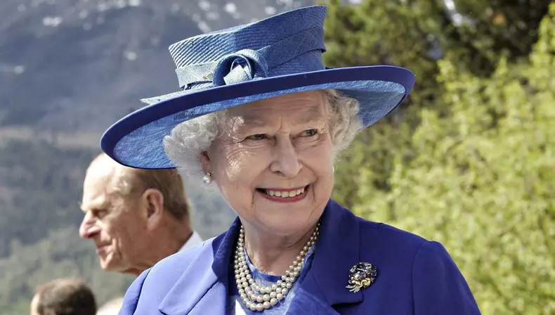 Queen Elizabeth II Dies
