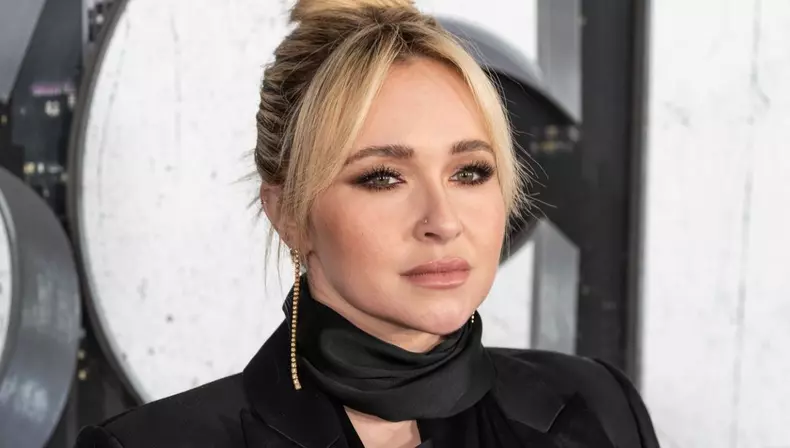 Hayden Panettiere a recunoscut că s-a luptat cu dependența de acool
