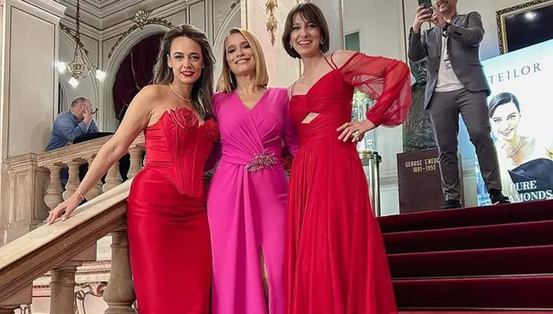 andreea-esca-andreea-raicu-si-dana-rogoz-la-tiff-1