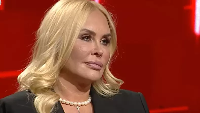 cati-bani-cheltuie-vica-blochina-pe-luna-1