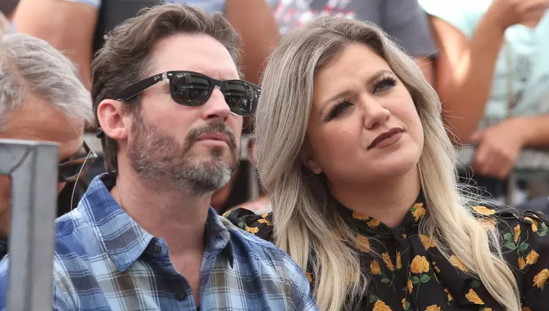 Kelly Clarkson a luat antidepresive pe durata divorțului