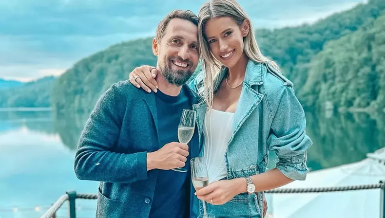 Dani Oțil și Gabriela Prisăcariu