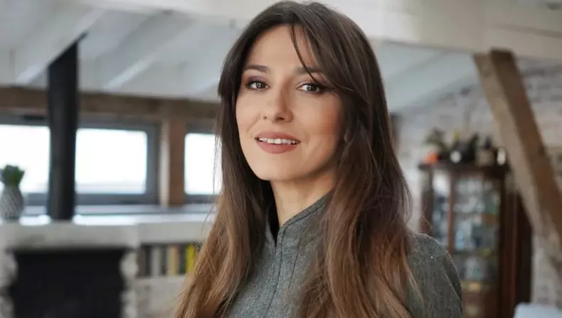 Dana Rogoz
