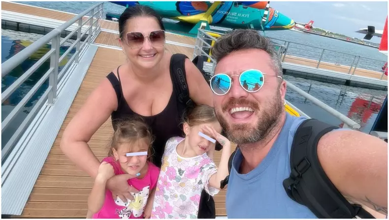 gabriela cristea tavi clonda si fiicele1