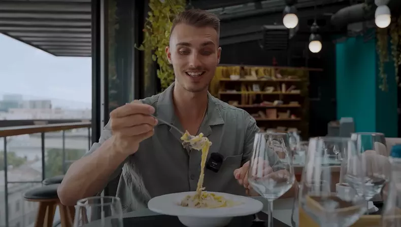 Matei Teodoru a mâncat paste la restaurantul lui Florin Ristei