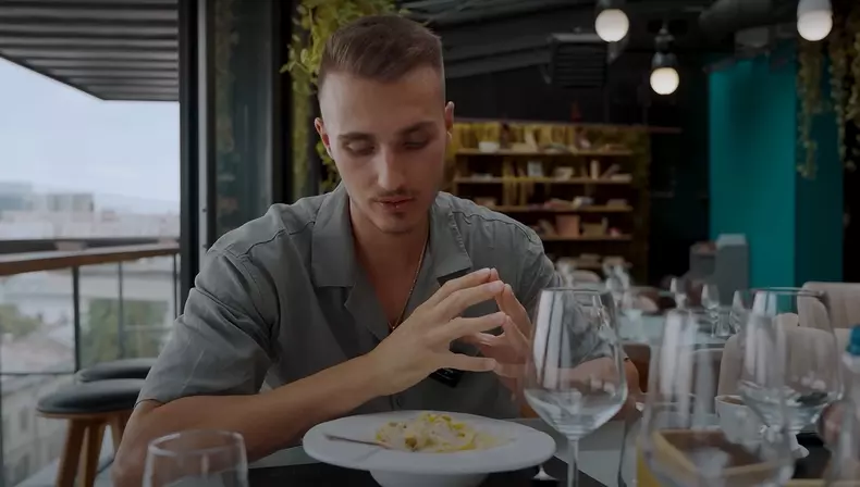 Matei Teodoru a mâncat paste la restaurantul lui Florin Ristei