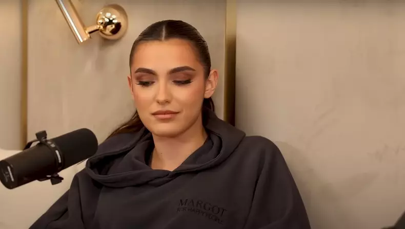 Alexia Eram în podcastul „Sheets Talks”