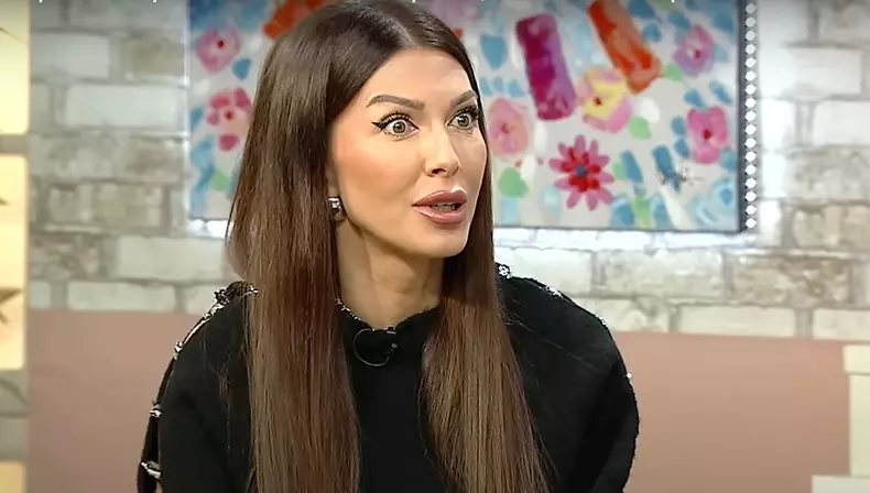 Ilinca Vandici în emisiunea „Follow Us!” de la Kanal D (2)