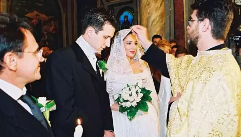 Povestea de dragoste dintre Andi Moisescu și Olivia Steer. Cum s-au cunoscut prezentatorul de la Apropo TV și soția lui. Împreună au doi copii