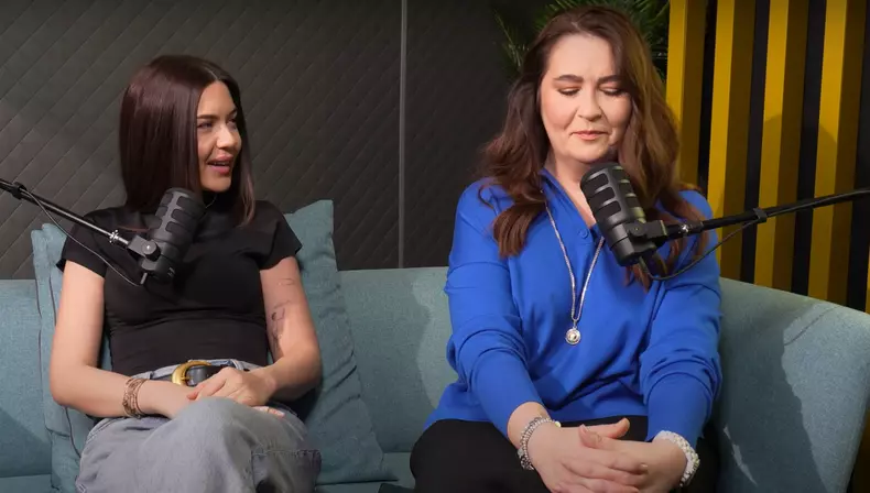 Alessia Năstase și mama ei, Amalia Năstase, la podcastul „Vineri cu Veranda” (2)