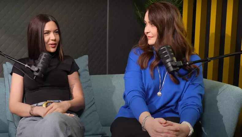 Alessia Năstase și mama ei, Amalia Năstase, la podcastul „Vineri cu Veranda” (3)