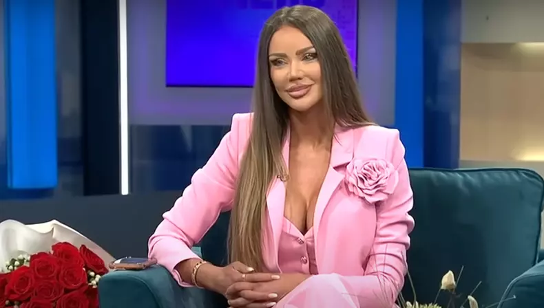Bianca Drăgușanu în emisiunea „Viața fără filtru” de la Antena Stars
