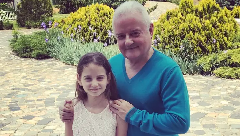 Irinuca, fiica adolescentă a lui Irinel Columbeanu, i-a trimis tatălui ei bani la azil