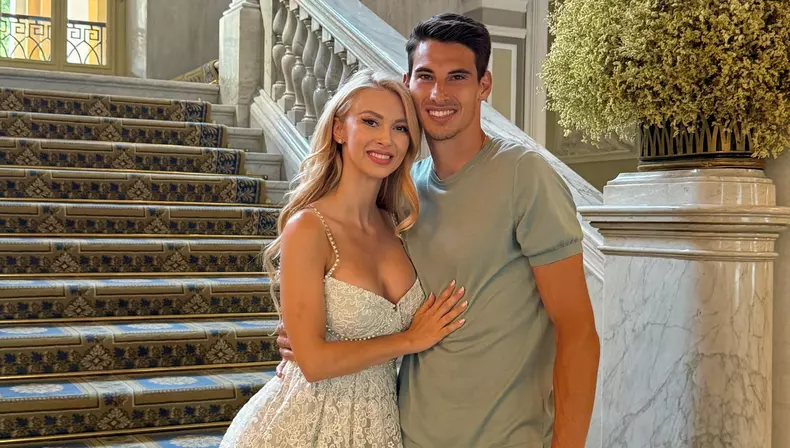 Andreea Bălan a spus dacă își va schimba numele după nunta cu Victor Cornea. Când va avea loc evenimentul