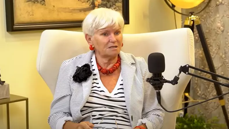 Monica Tatoiu se luptă de 40 de ani cu o boală grea