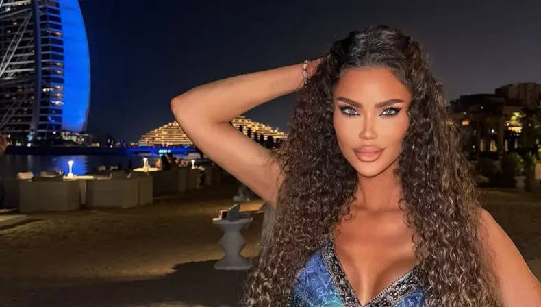 Bianca Drăgușanu, implicată într-un accident în parcarea unui mall