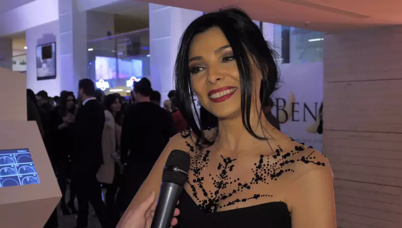 Corina-Caragea-stil-site-1