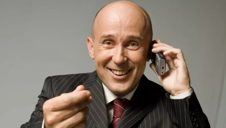 Cum-a-pus-Mugur-Mihaescu-mana-pe-banii-de-la-TVR-1024x581-1