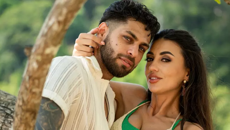 robert-si-iubita-lui