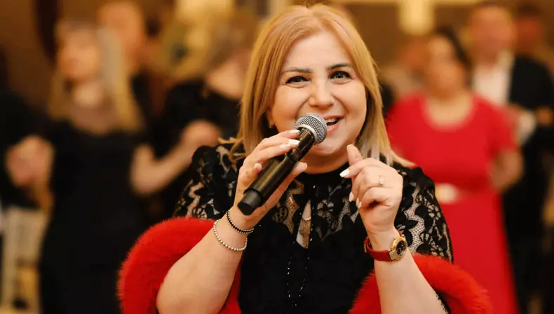 carmen serban look