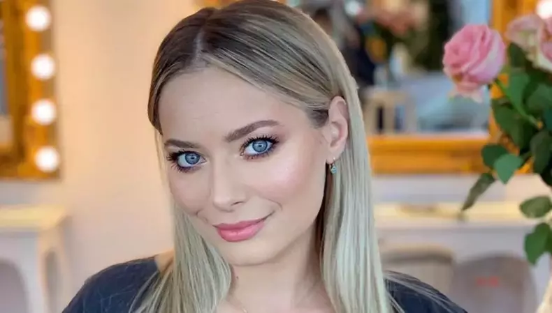 Laura-Cosoi-se-intoarce-la-TV-1024x582-1