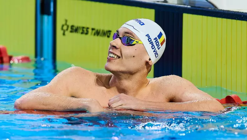 David Popovici, campion mondial la 200 m liber. Românul a câștigat finala de la Singapore