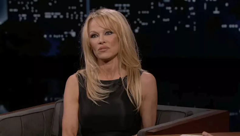 Pamela Anderson in knots over balloon sculptures.