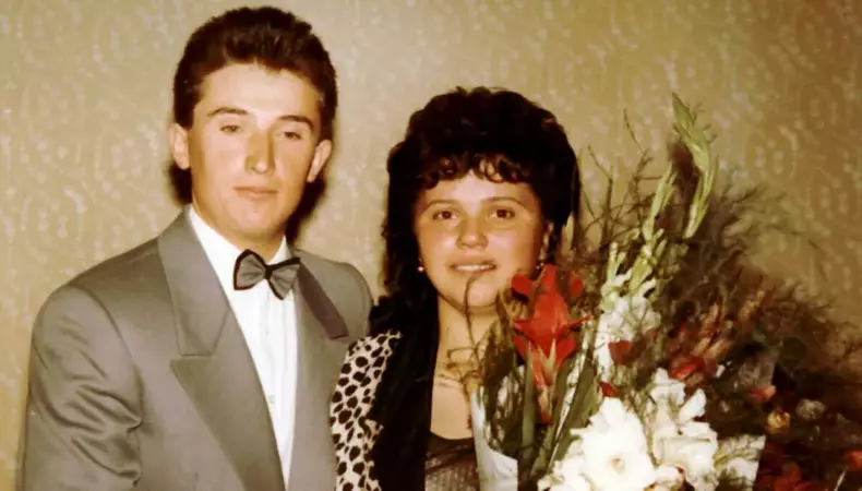 15-lupu-cornelia-cununia-civila-1992-1-1-1024x583-1