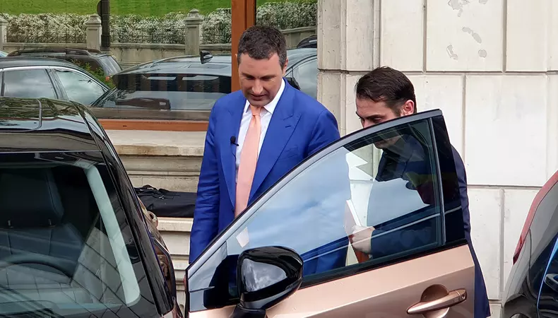 0feat_w1_20230504_154329