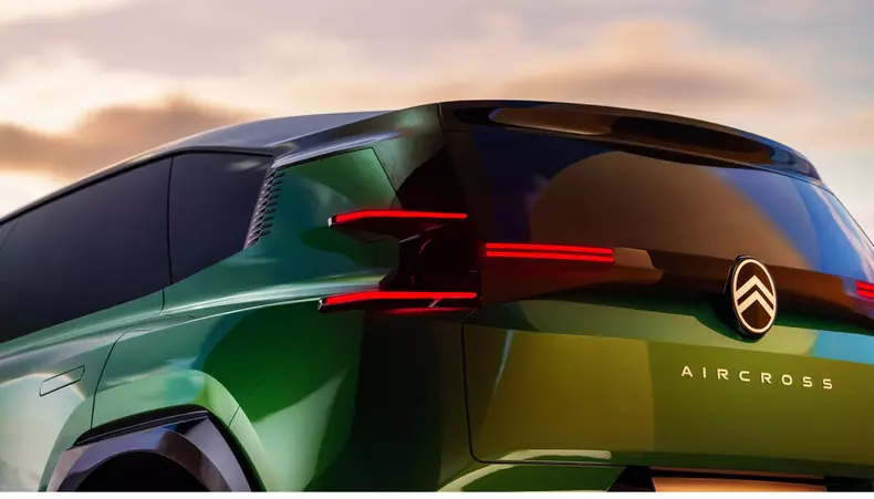 Citroen C5 Aircross Concept_09