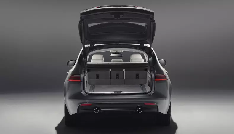 Jaguar XF Sportbraket 09