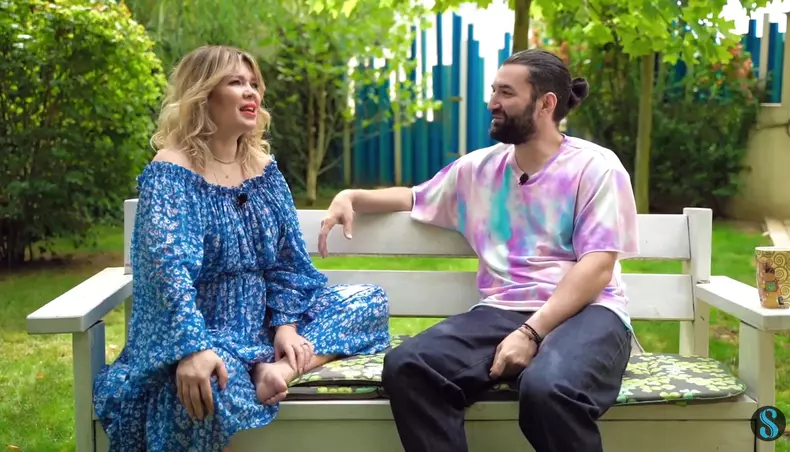 smiley-gina-pistol-parinti-2020