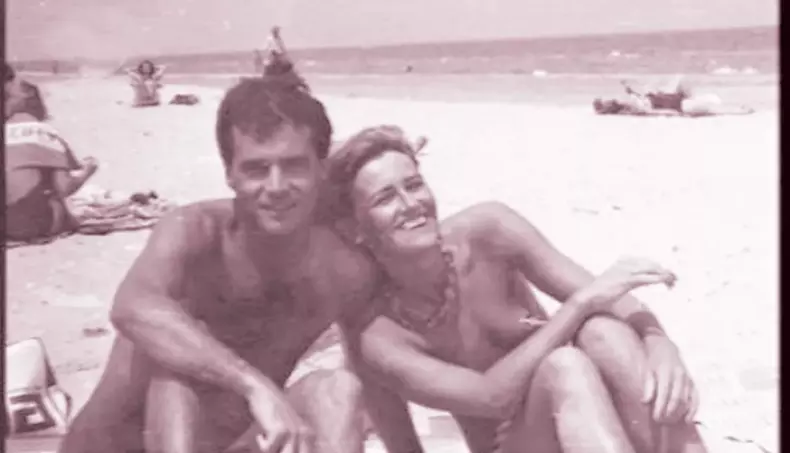 Imagine-nemaivazuta-cu-Monica-Tatoiu.-Cum-arata-in-tinerete.-Sigur-nu-o-recunosti-4