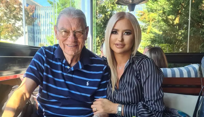 Imagine-WhatsApp-2024-01-14-la-09.20.35_e6df2efc-1