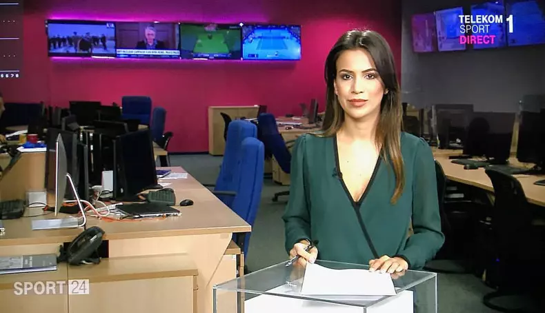 Alexandra Anastasescu prezintă noul sezon „Flash Monden”, la Prima TV