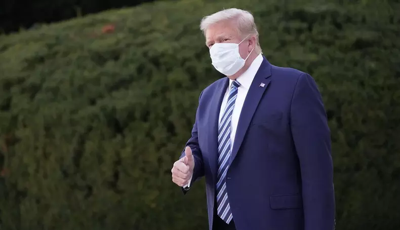 Trump Departs WRNMMC, Bethesda, Maryland, USA - 05 Oct 2020