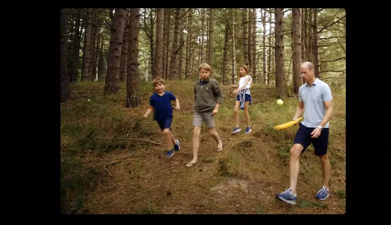 Kate Middleton annonce en avoir fini avec la chimiothérapie lors d'une vidéo en famille diffusée lundi 9 septembre 2024